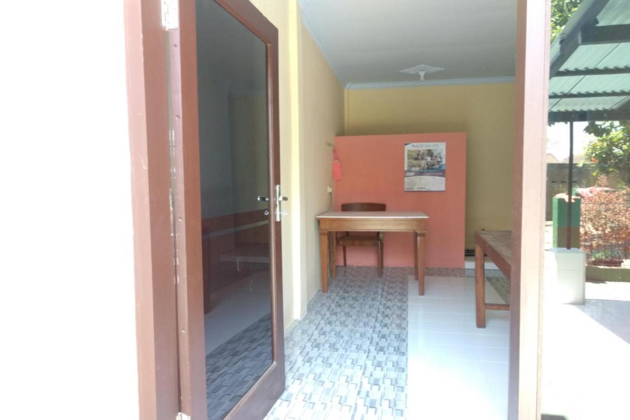 בניוואנגי Kelapa Gading Homestay Syariah Redpartner מראה חיצוני תמונה