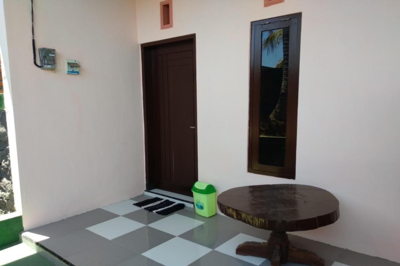 בניוואנגי Kelapa Gading Homestay Syariah Redpartner מראה חיצוני תמונה