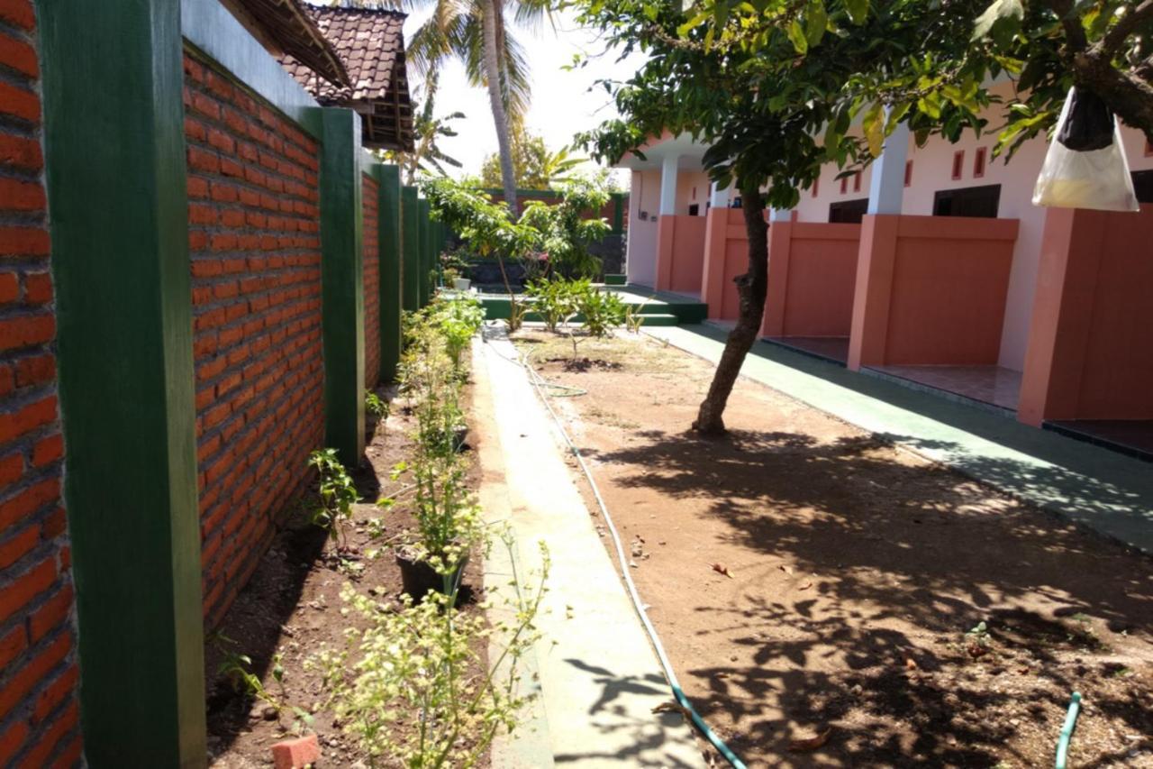 בניוואנגי Kelapa Gading Homestay Syariah Redpartner מראה חיצוני תמונה