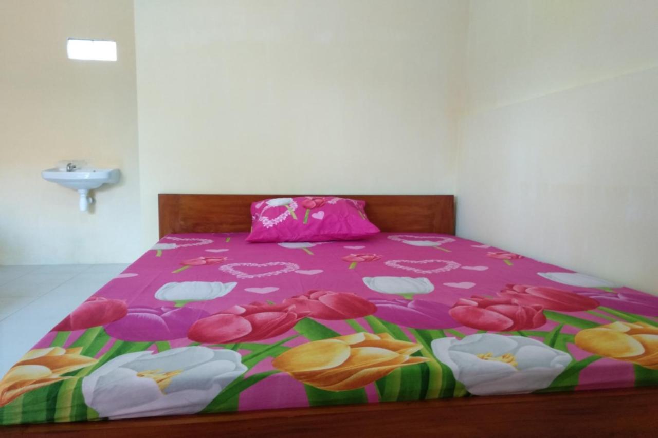 בניוואנגי Kelapa Gading Homestay Syariah Redpartner מראה חיצוני תמונה